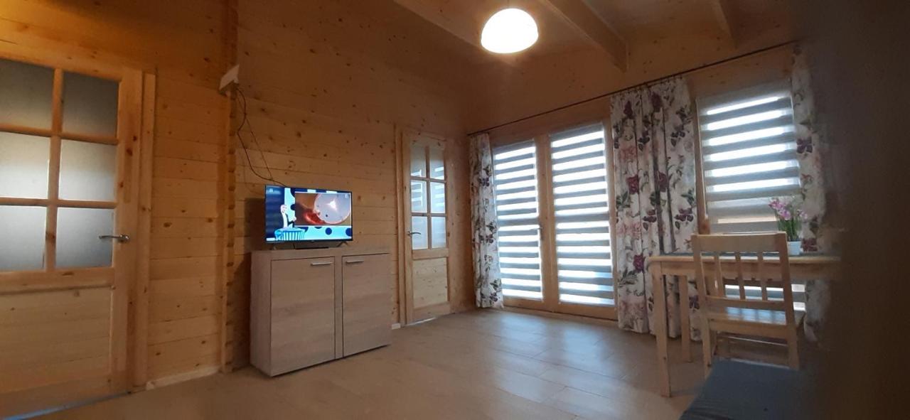 Zielona Dolina - Kompleks Dla Rodzin Z Dziecmi Mikołajki Extérieur photo